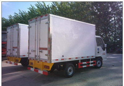 冷藏車報(bào)價(jià)及選購(gòu)指南 江淮冷藏車與食品運(yùn)輸車全面解析