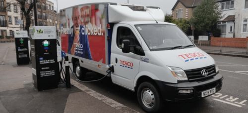 150臺上汽大通MAXUS EV90空運赴英 創(chuàng)全球電動輕型商用車空運紀(jì)錄